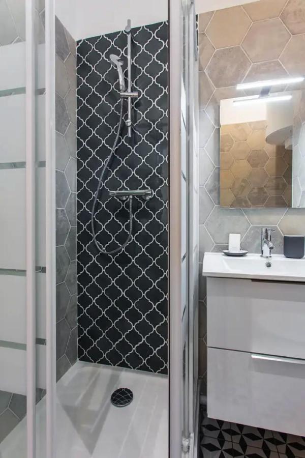 Cmg Place De Clichy - Metro Europe Apartment Paris Exterior foto