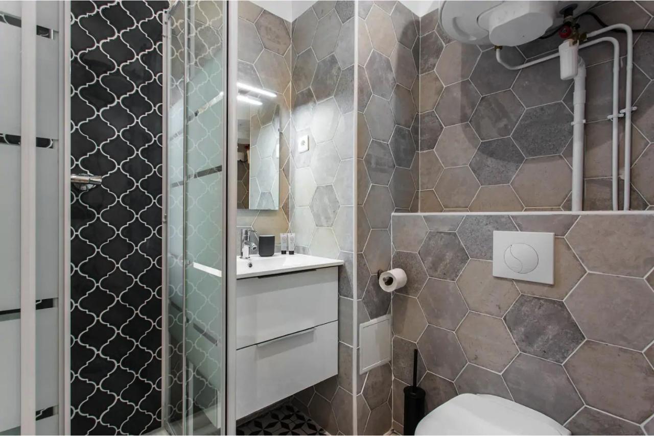 Cmg Place De Clichy - Metro Europe Apartment Paris Exterior foto